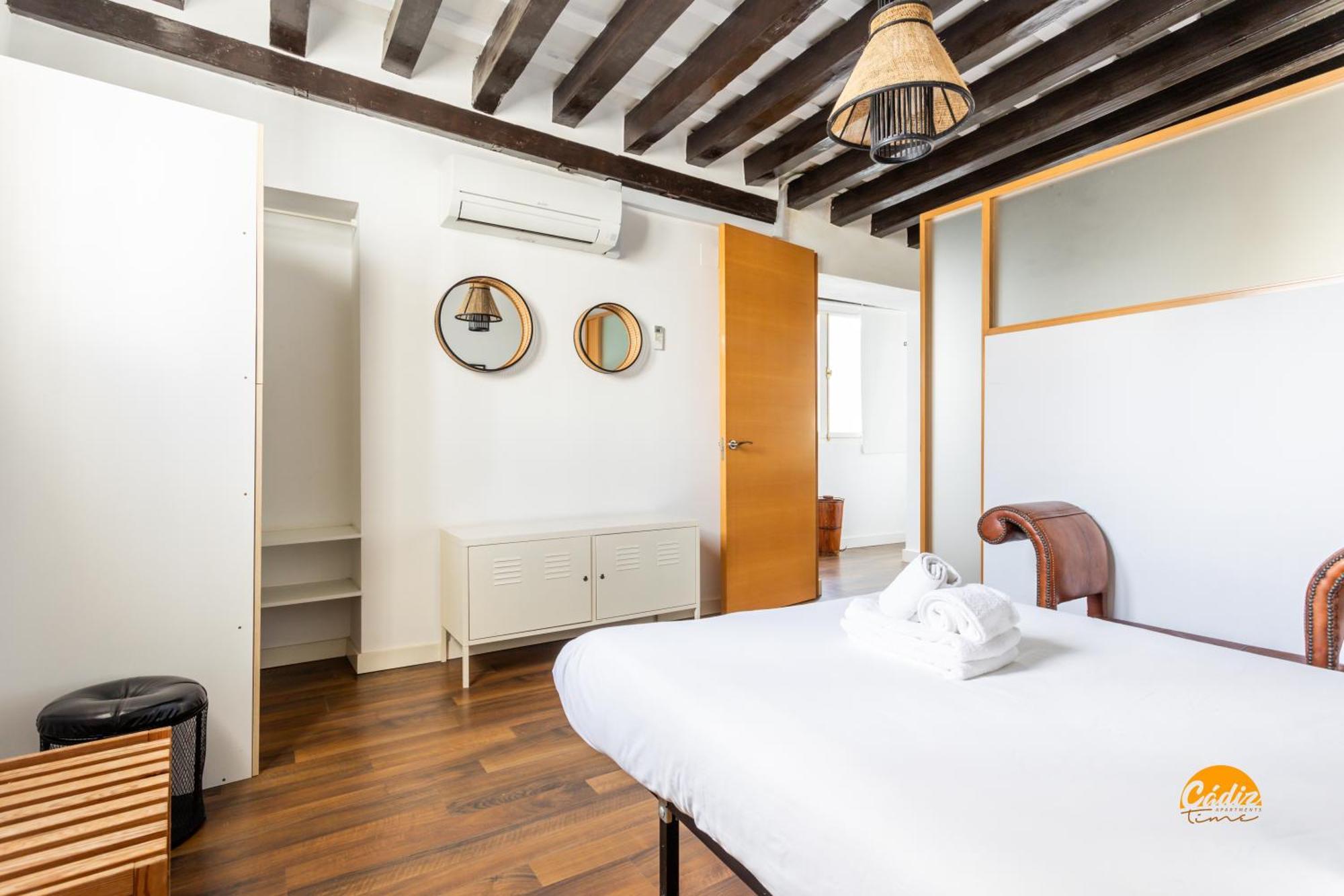 Diana De Columela By Cadiz Time Apartment Екстериор снимка